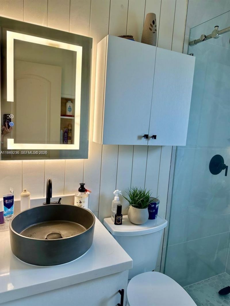 651 E 38th St, Hialeah, FL 33013 Photo