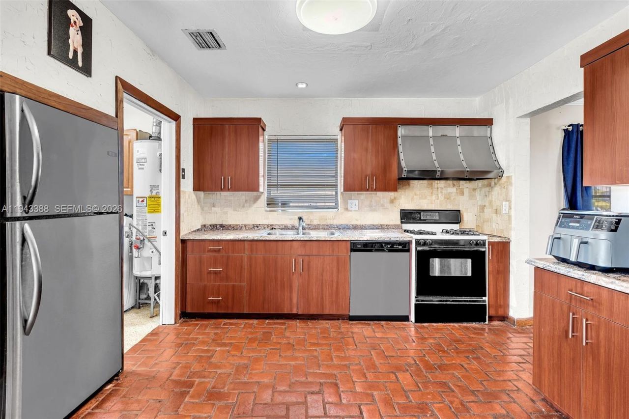 18715 SW 99th Rd , Cutler Bay, FL 33157 Photo