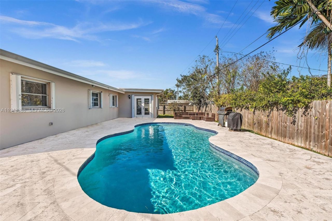 18715 SW 99th Rd , Cutler Bay, FL 33157 Photo