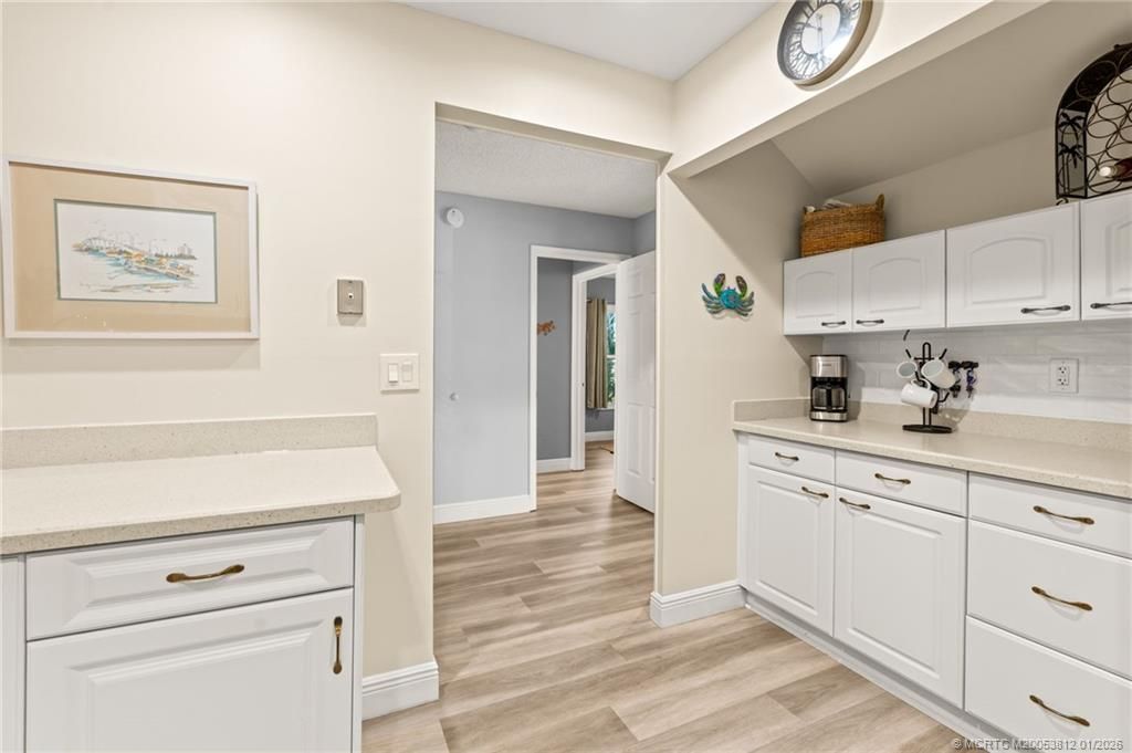 890 NE Sandalwood Place, Jensen Beach, FL 34957 Photo