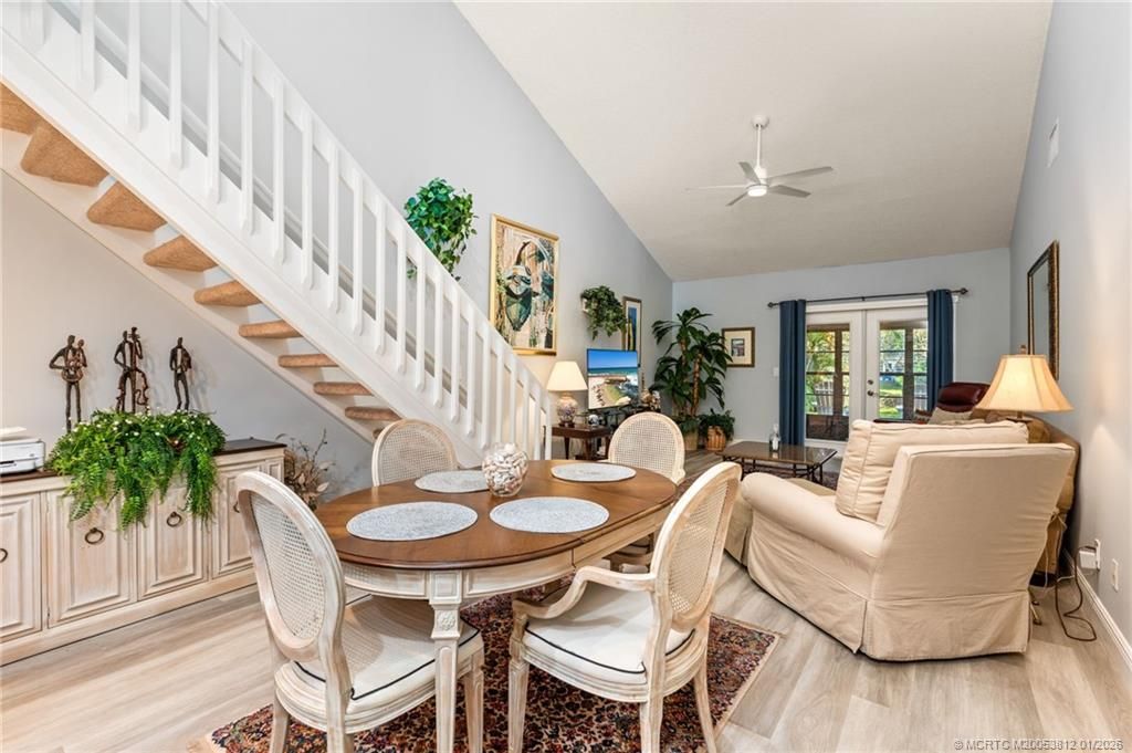 890 NE Sandalwood Place, Jensen Beach, FL 34957 Photo