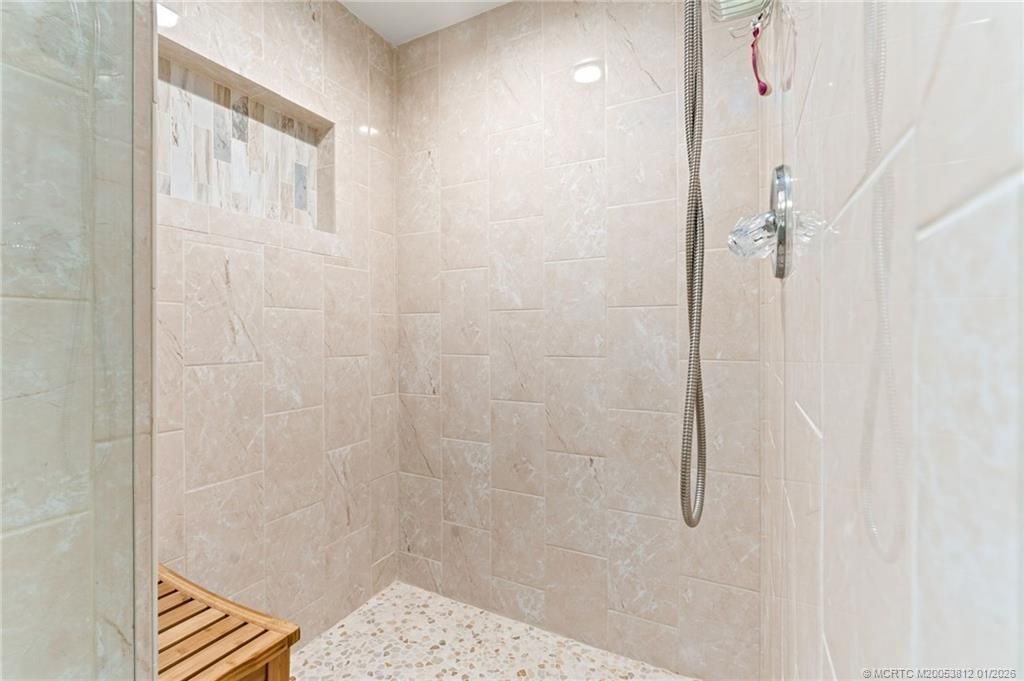 890 NE Sandalwood Place, Jensen Beach, FL 34957 Photo