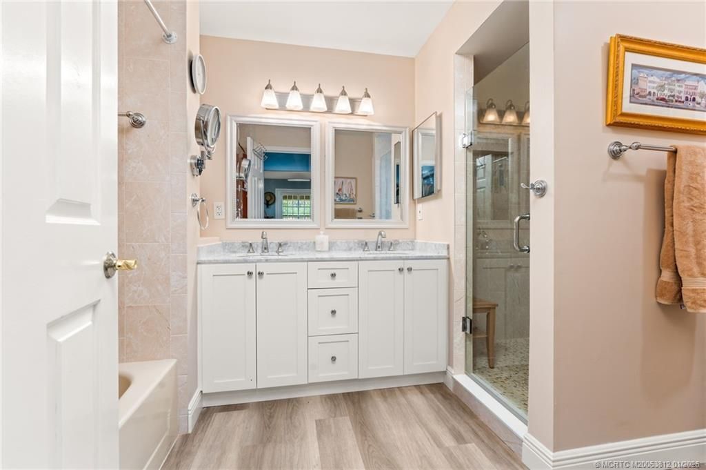 890 NE Sandalwood Place, Jensen Beach, FL 34957 Photo