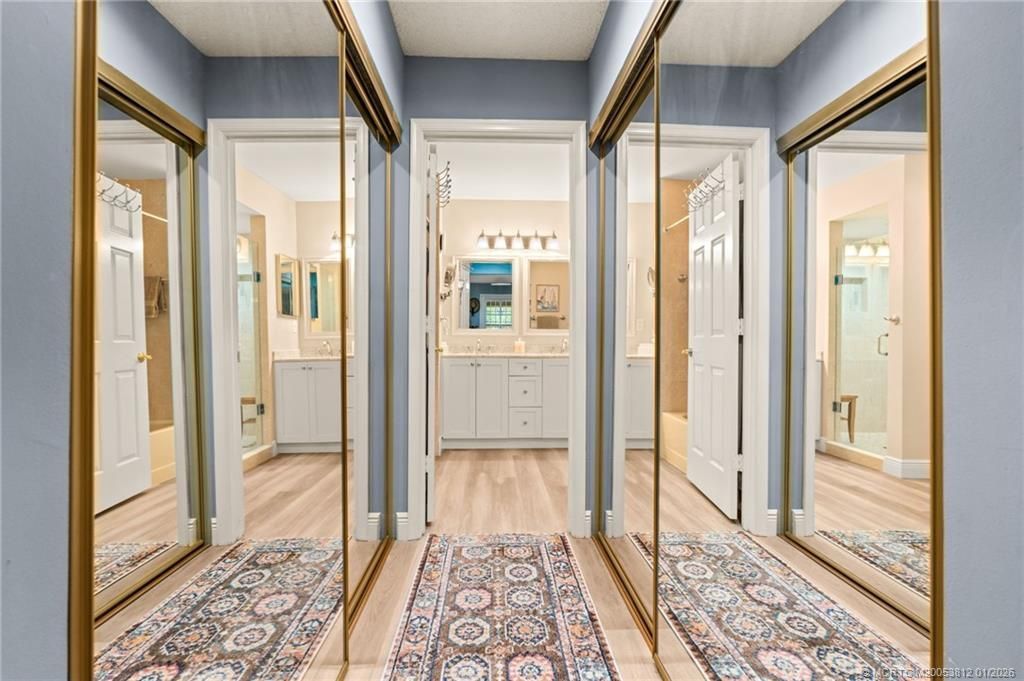 890 NE Sandalwood Place, Jensen Beach, FL 34957 Photo