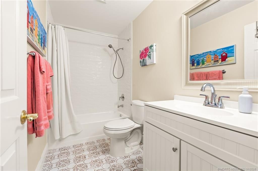 890 NE Sandalwood Place, Jensen Beach, FL 34957 Photo