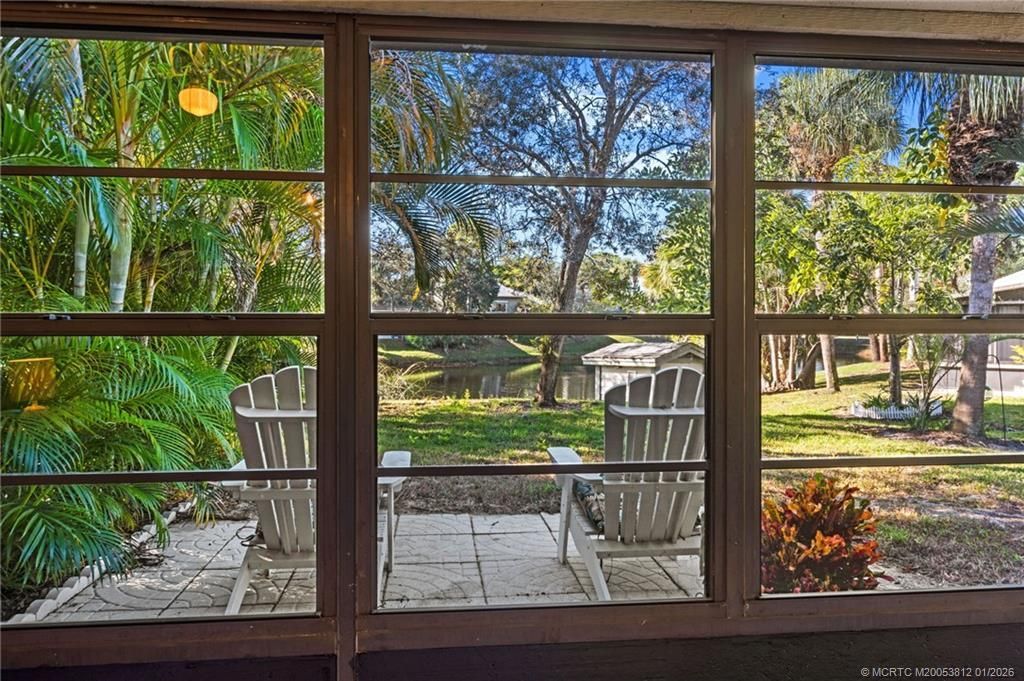 890 NE Sandalwood Place, Jensen Beach, FL 34957 Photo