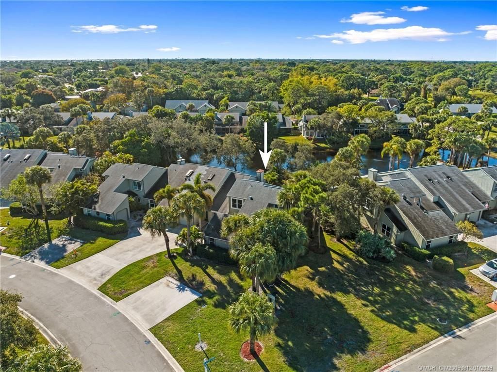 890 NE Sandalwood Place, Jensen Beach, FL 34957 Photo