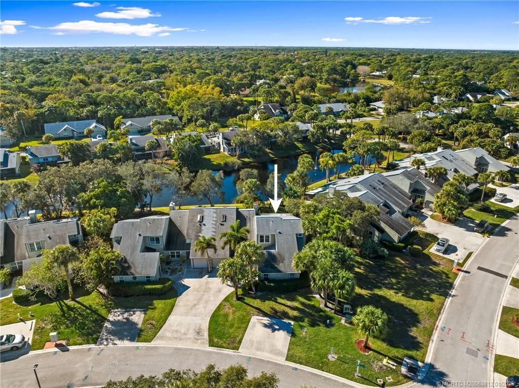 890 NE Sandalwood Place, Jensen Beach, FL 34957 Photo