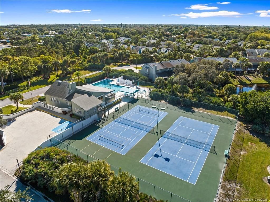 890 NE Sandalwood Place, Jensen Beach, FL 34957 Photo