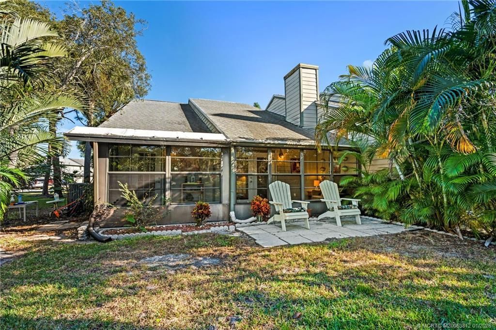 890 NE Sandalwood Place, Jensen Beach, FL 34957 Photo