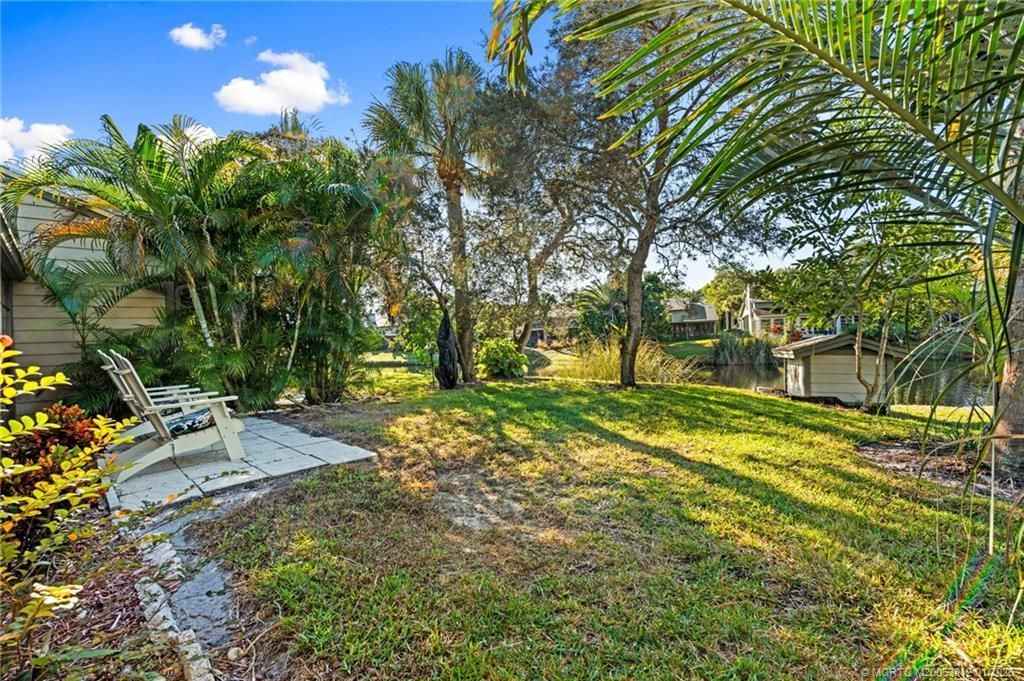 890 NE Sandalwood Place, Jensen Beach, FL 34957 Photo