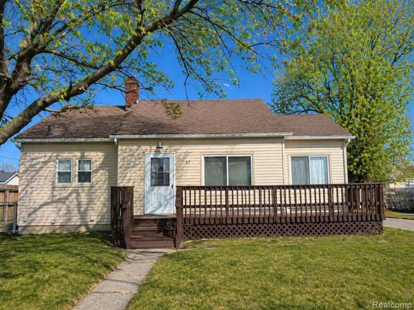 57 Grindstone Road, Port Austin Vlg, MI 48467