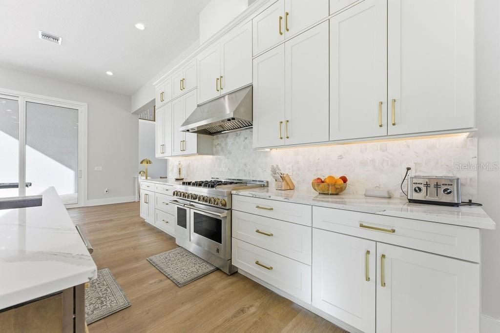 15820 Pendio Drive, Montverde, FL 34756 Photo