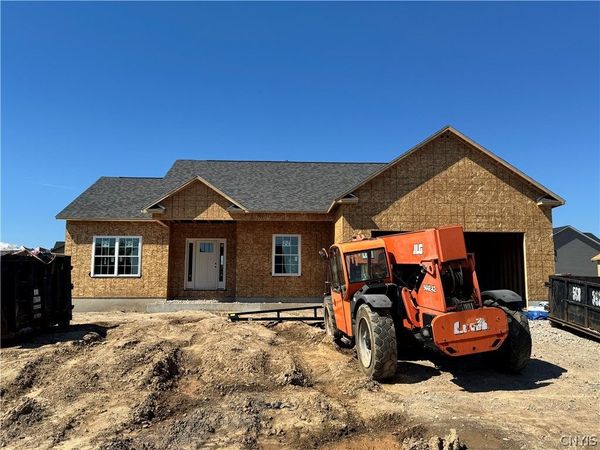 8532 Angus Path, Cicero, NY 13039