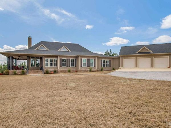 2110 Molino Bridge Rd, Pace, FL 32571