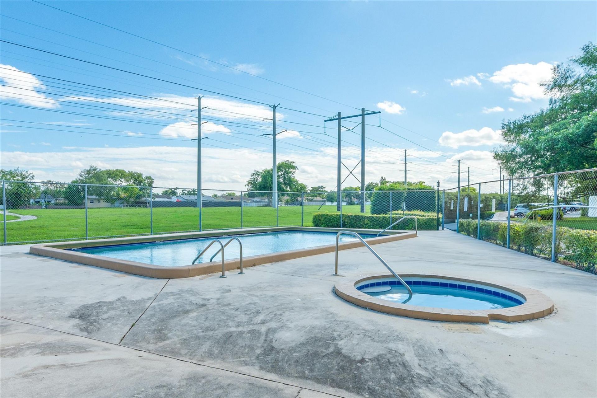 1424 NW 97th Terrace, Unit 280, Hollywood, FL 33024 Photo