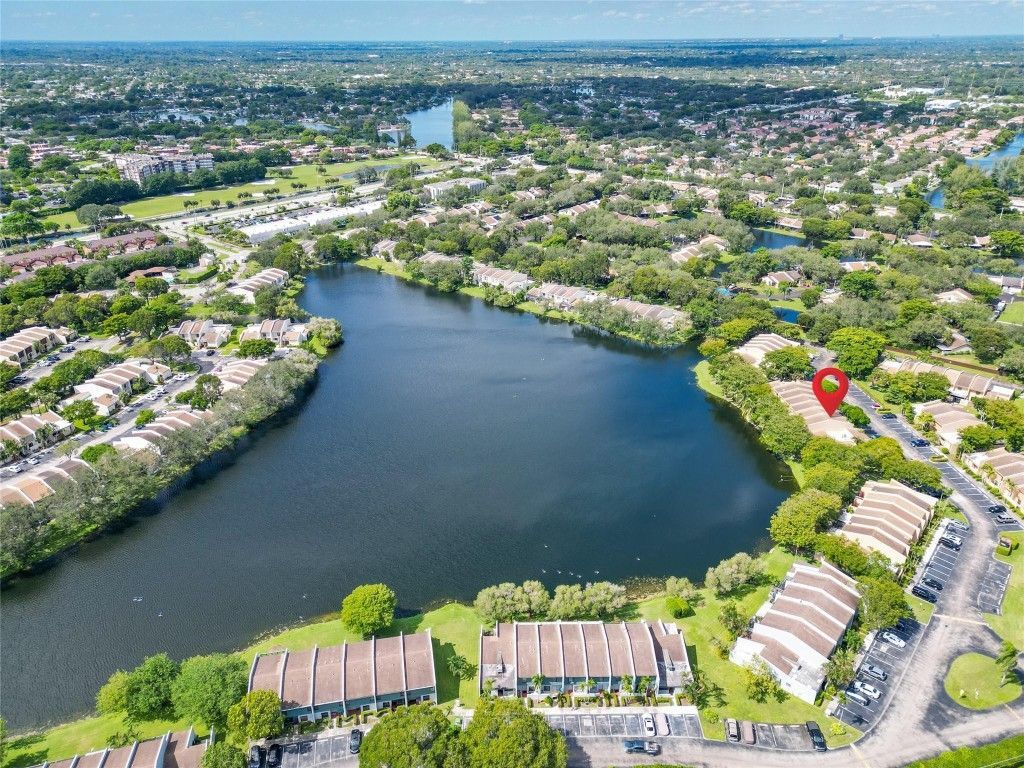 1424 NW 97th Terrace, Unit 280, Hollywood, FL 33024 Photo