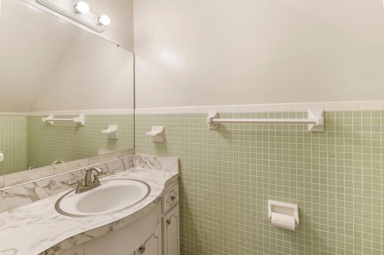 4716 Soapstone Drive, Tampa, FL 33615 Photo