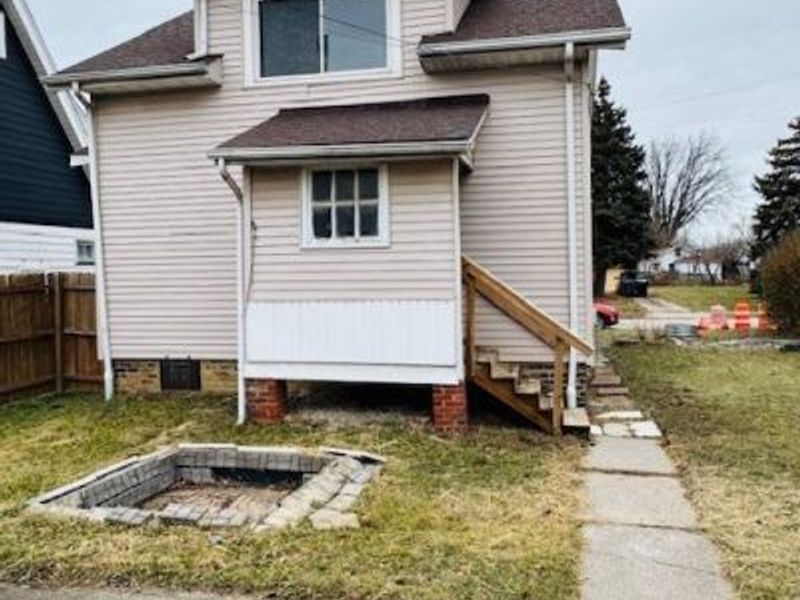 19612 Pawnee Avenue, Cleveland, OH 44119 Photo 3