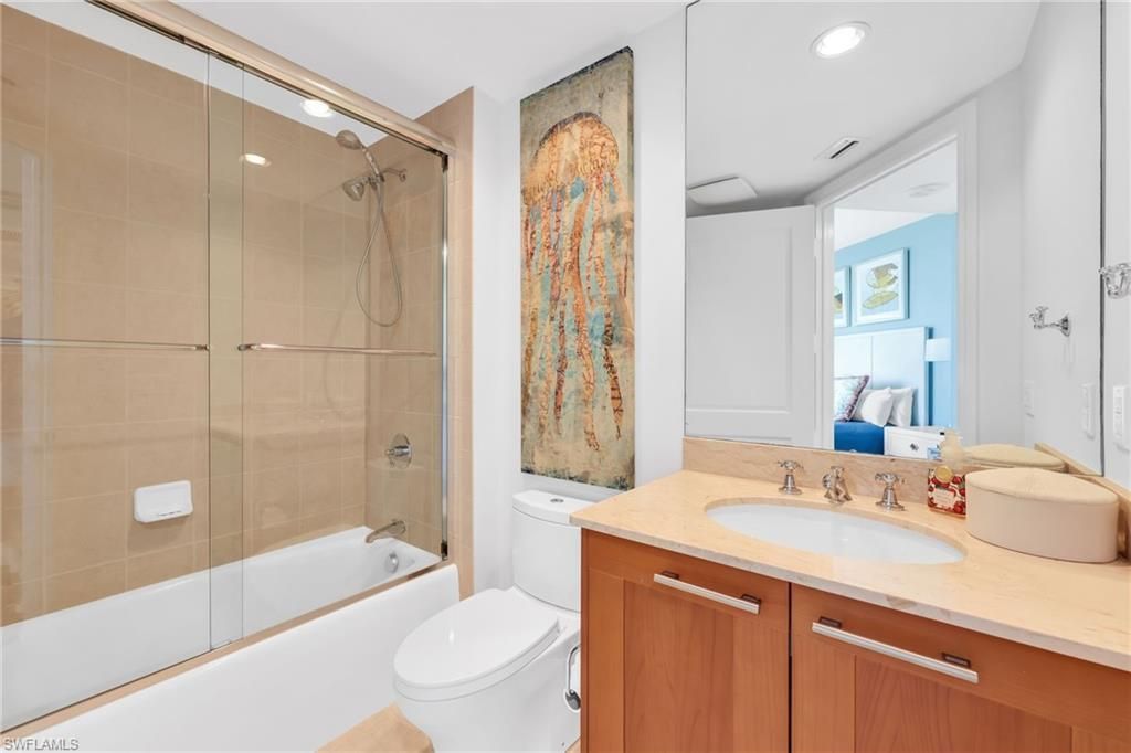 13675 Vanderbilt Dr, Unit 605, Naples, FL 34110 Photo