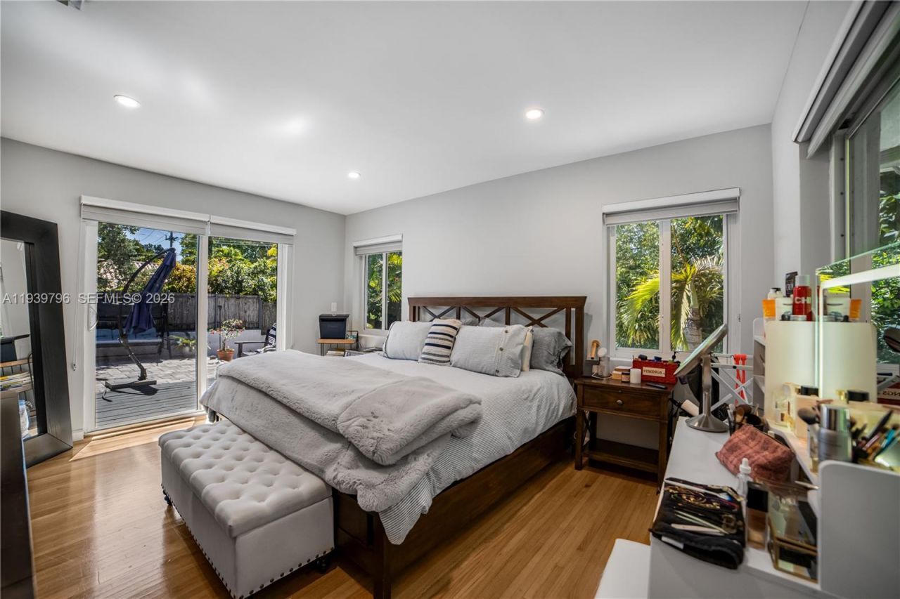 680 NE 81 Street, Miami, FL 33138 Photo