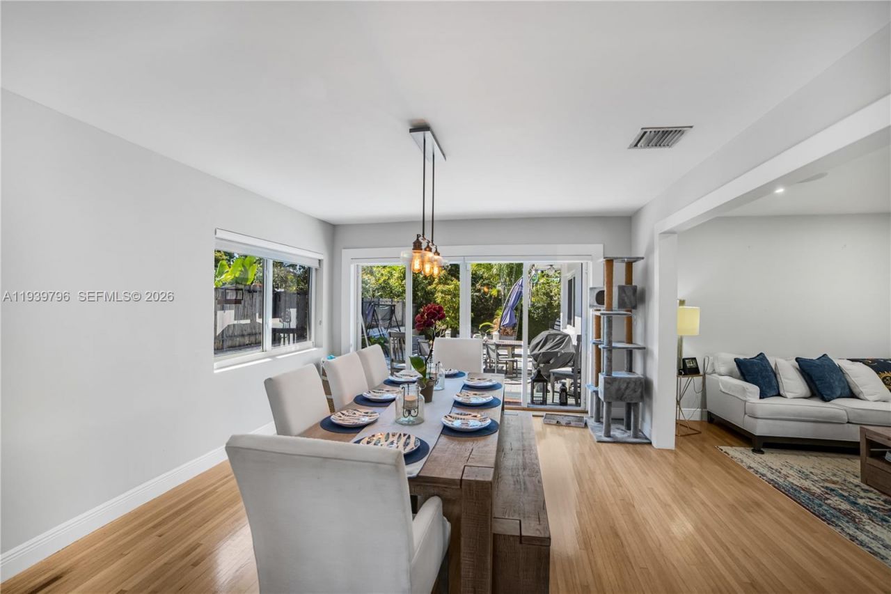 680 NE 81 Street, Miami, FL 33138 Photo