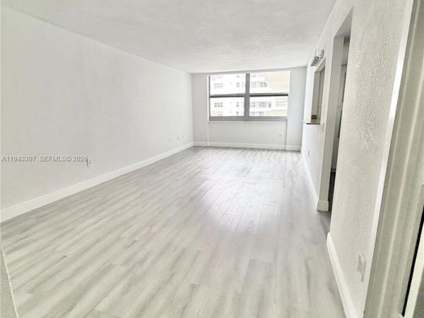 9273 Collins Ave, Unit 501, Surfside, FL 33154