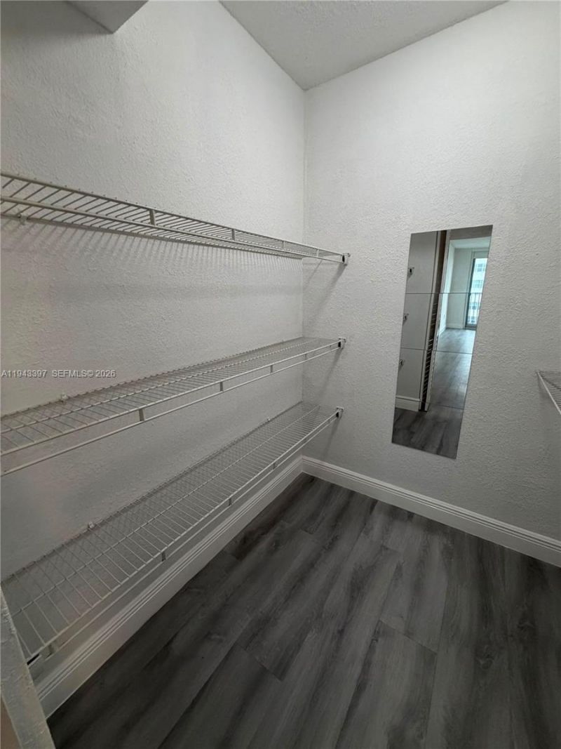 9273 Collins Ave, Unit 501, Surfside, FL 33154 Photo
