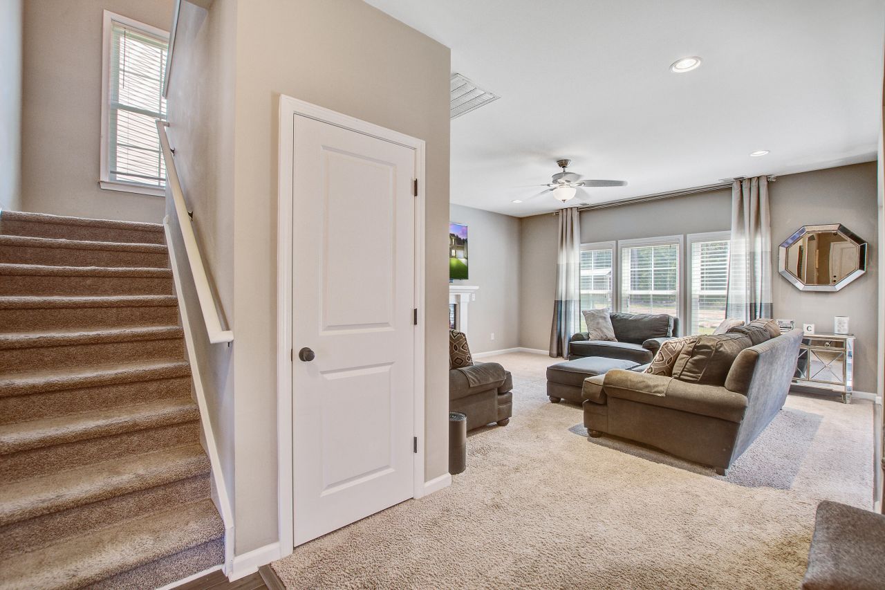 1969 Wild Indigo Way Photo 22