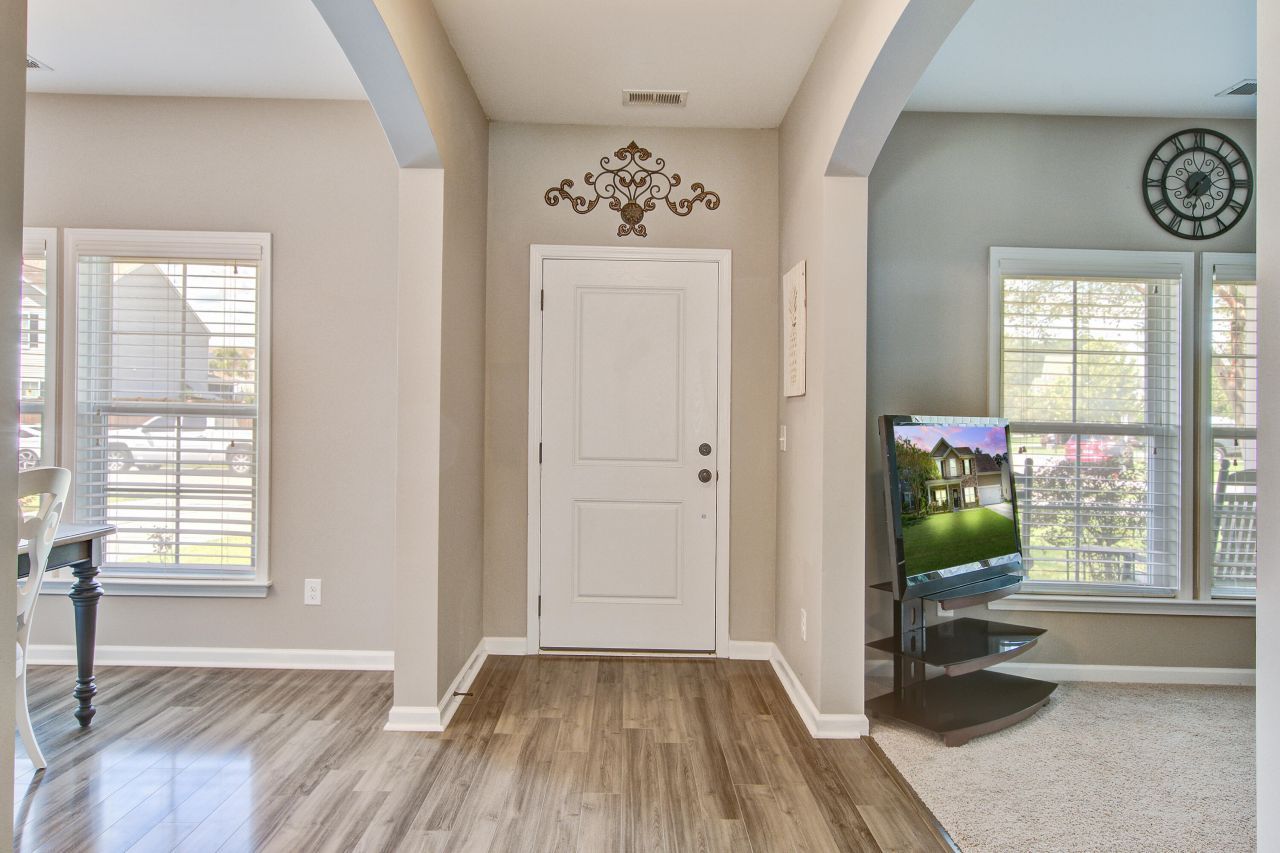 1969 Wild Indigo Way Photo 5