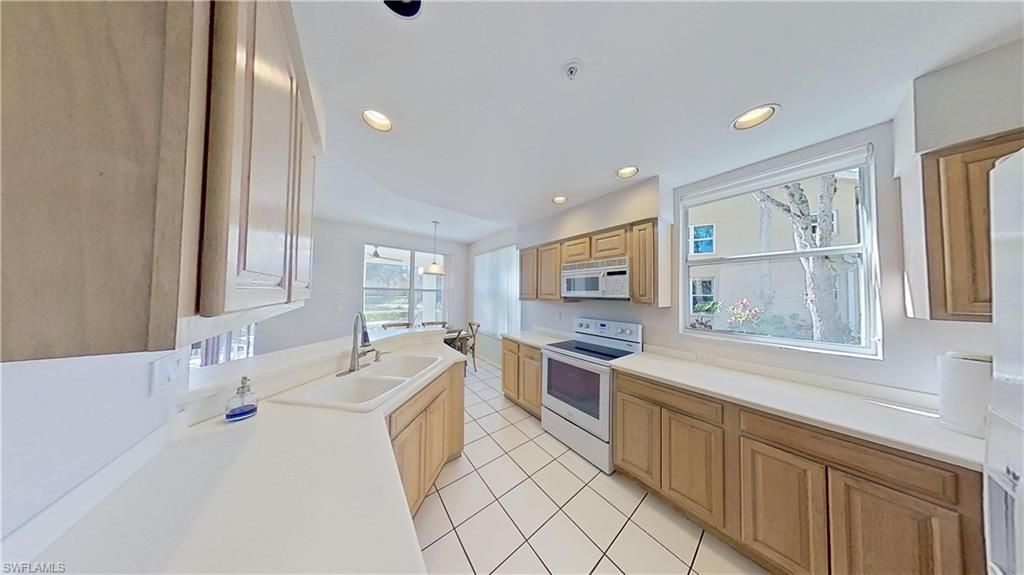 24802 Lakemont Cove Ln, Unit 102, Bonita Springs, FL 34134 Photo