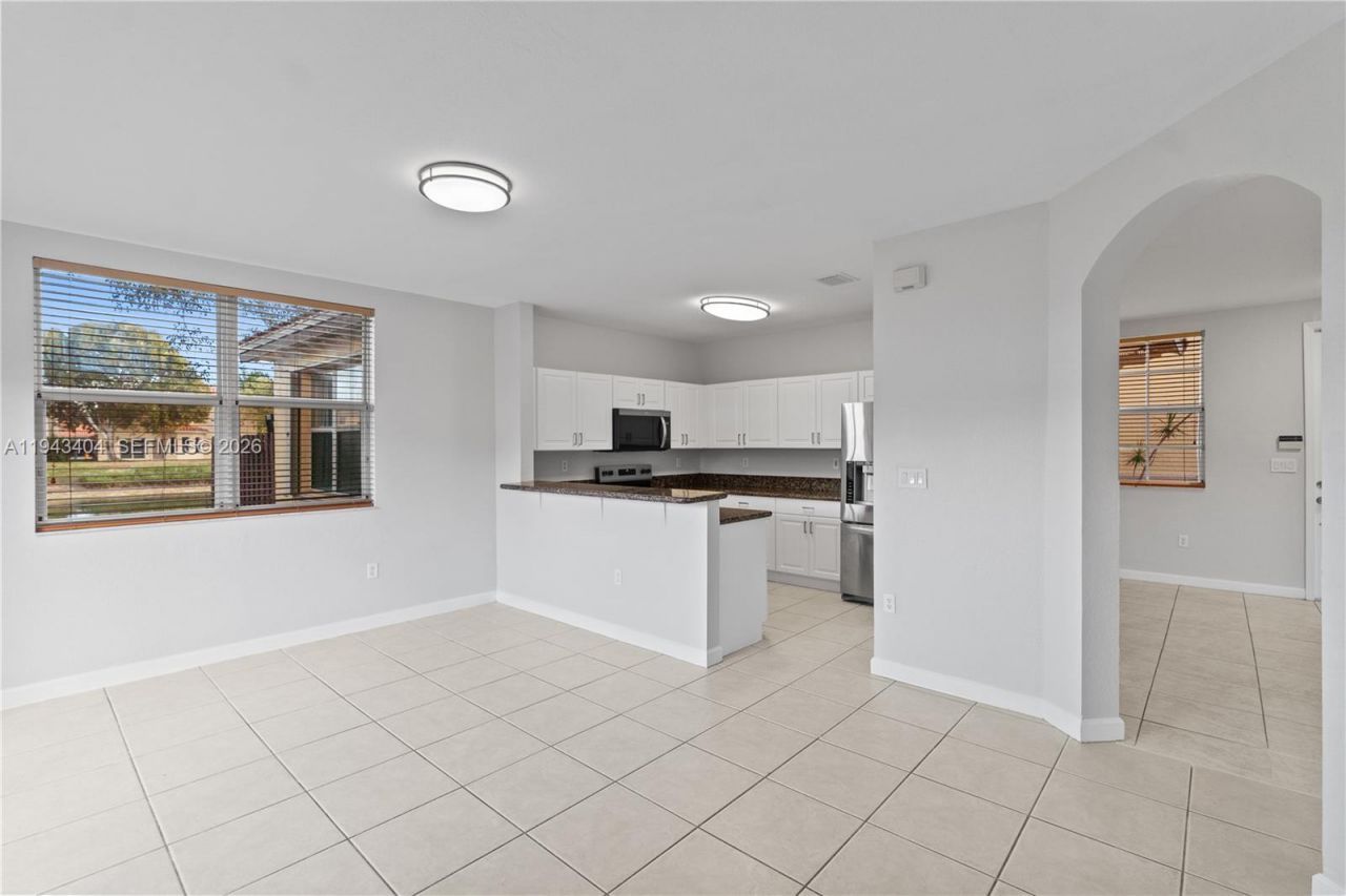 1655 NE 33rd Rd, Unit 102-4, Homestead, FL 33033 Photo