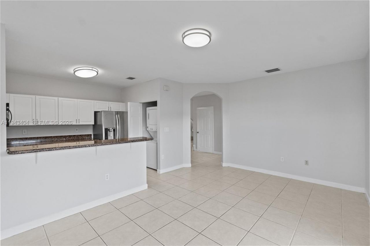 1655 NE 33rd Rd, Unit 102-4, Homestead, FL 33033 Photo