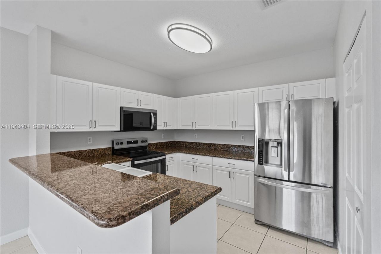 1655 NE 33rd Rd, Unit 102-4, Homestead, FL 33033 Photo