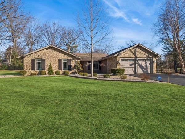 20205 N Lea Road, Deer Park, IL 60010