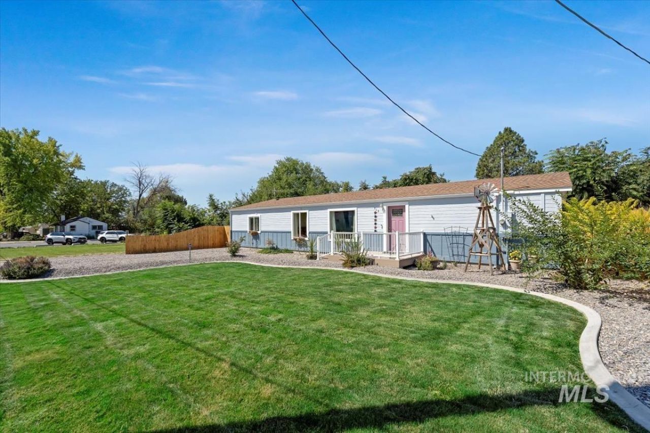 513 Randolph, Melba, ID 83641 Main Photo