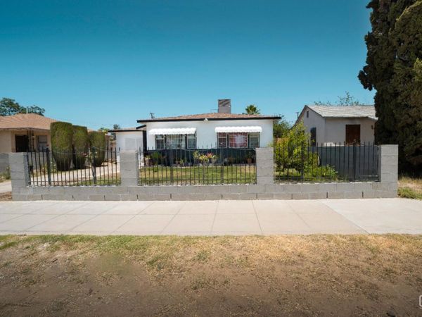 1222 E 18 th st, Bakersfield, CA 93305