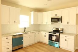 190 Avocada Drive Drive photo 4