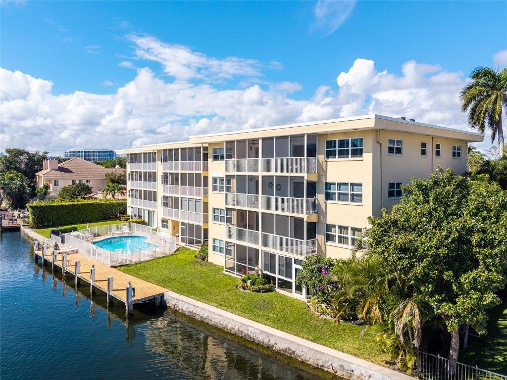 1332 Bayview Drive, Unit 401, Fort Lauderdale, FL 33304 Photo