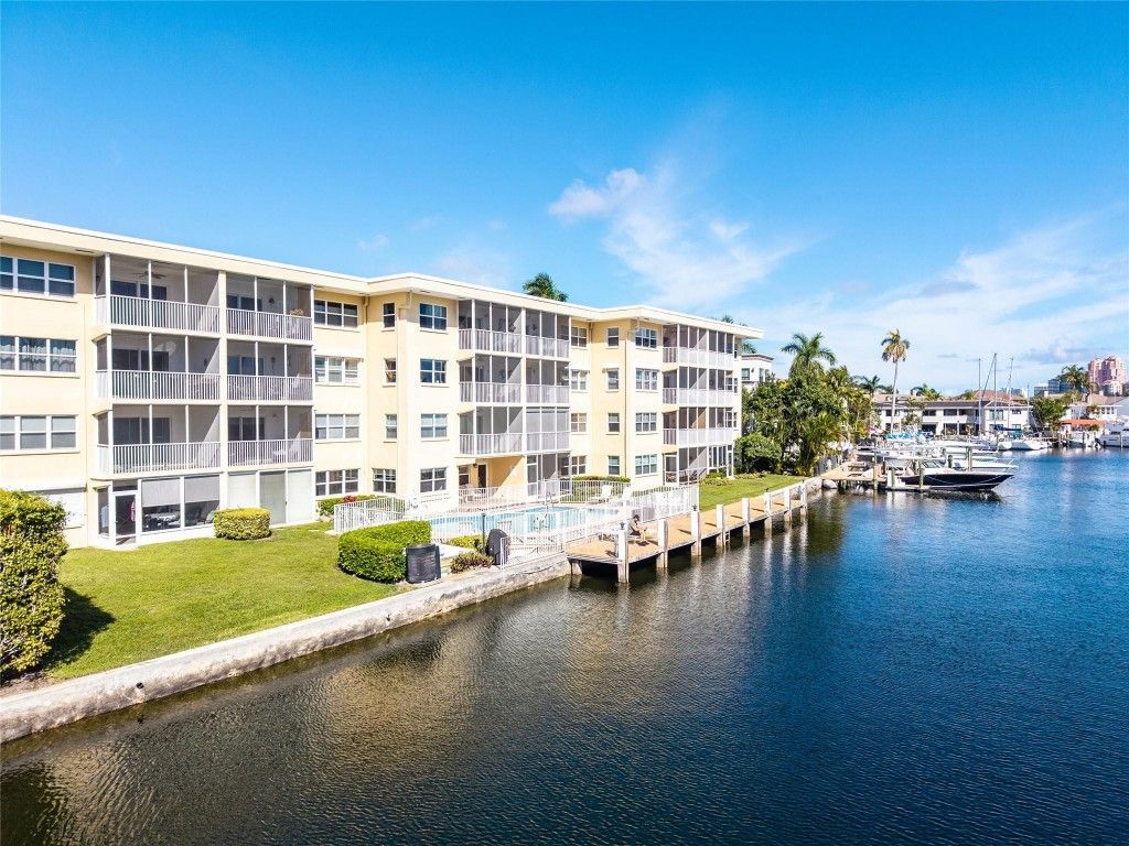 1332 Bayview Drive, Unit 401, Fort Lauderdale, FL 33304 Photo