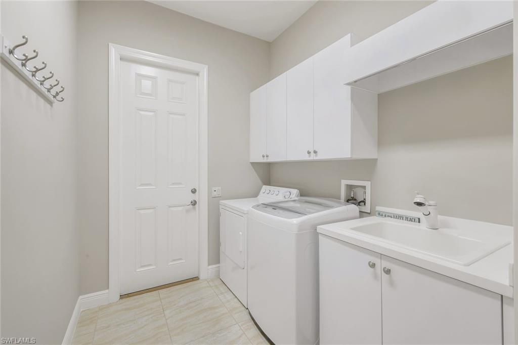 7511 Hogan Ct , Naples, FL 34113 Photo