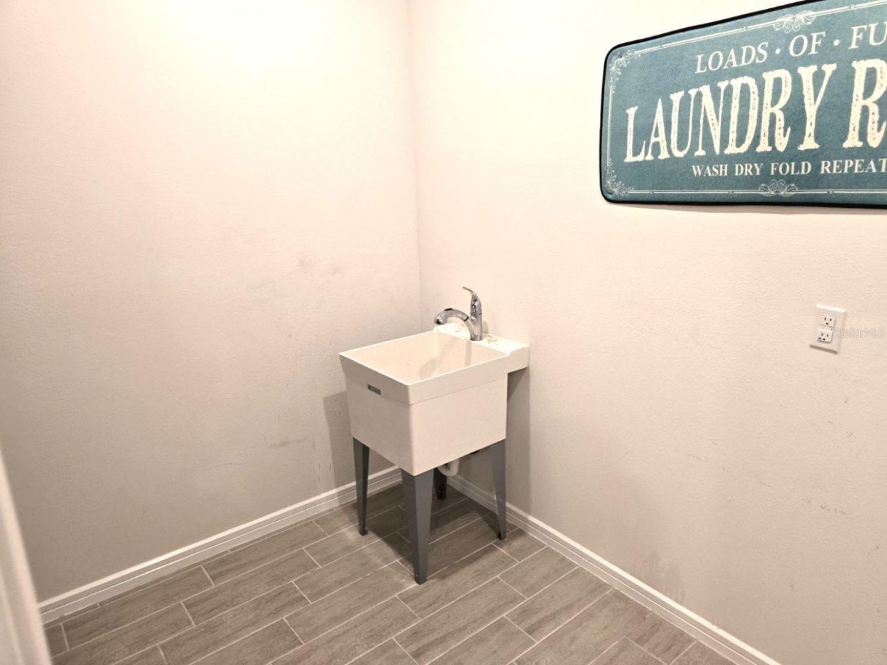 36851 Highland Meadows Court, Zephyrhills, FL 33542 Photo