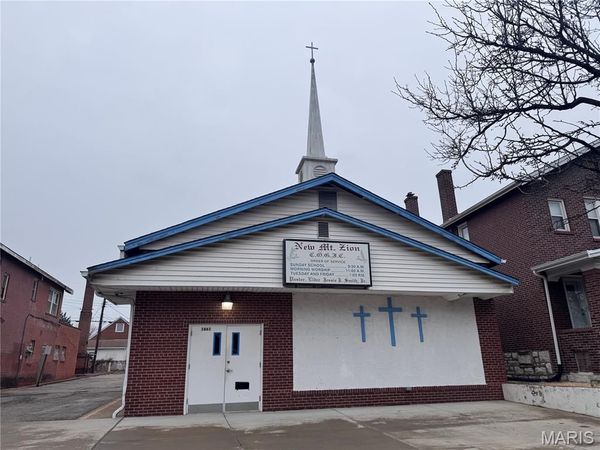 1661 Mclaran Avenue, St Louis, MO 63147