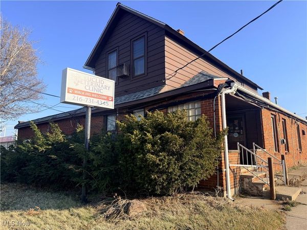 25580 Lakeland Boulevard, Euclid, OH 44132