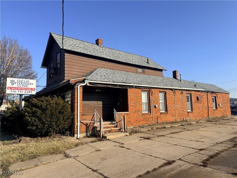 25580 Lakeland Boulevard, Euclid, OH 44132 Photo 2