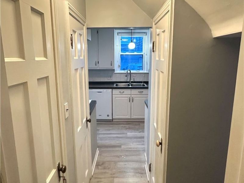 3745 Northwood Road, University Heights, OH 44118 Photo 5