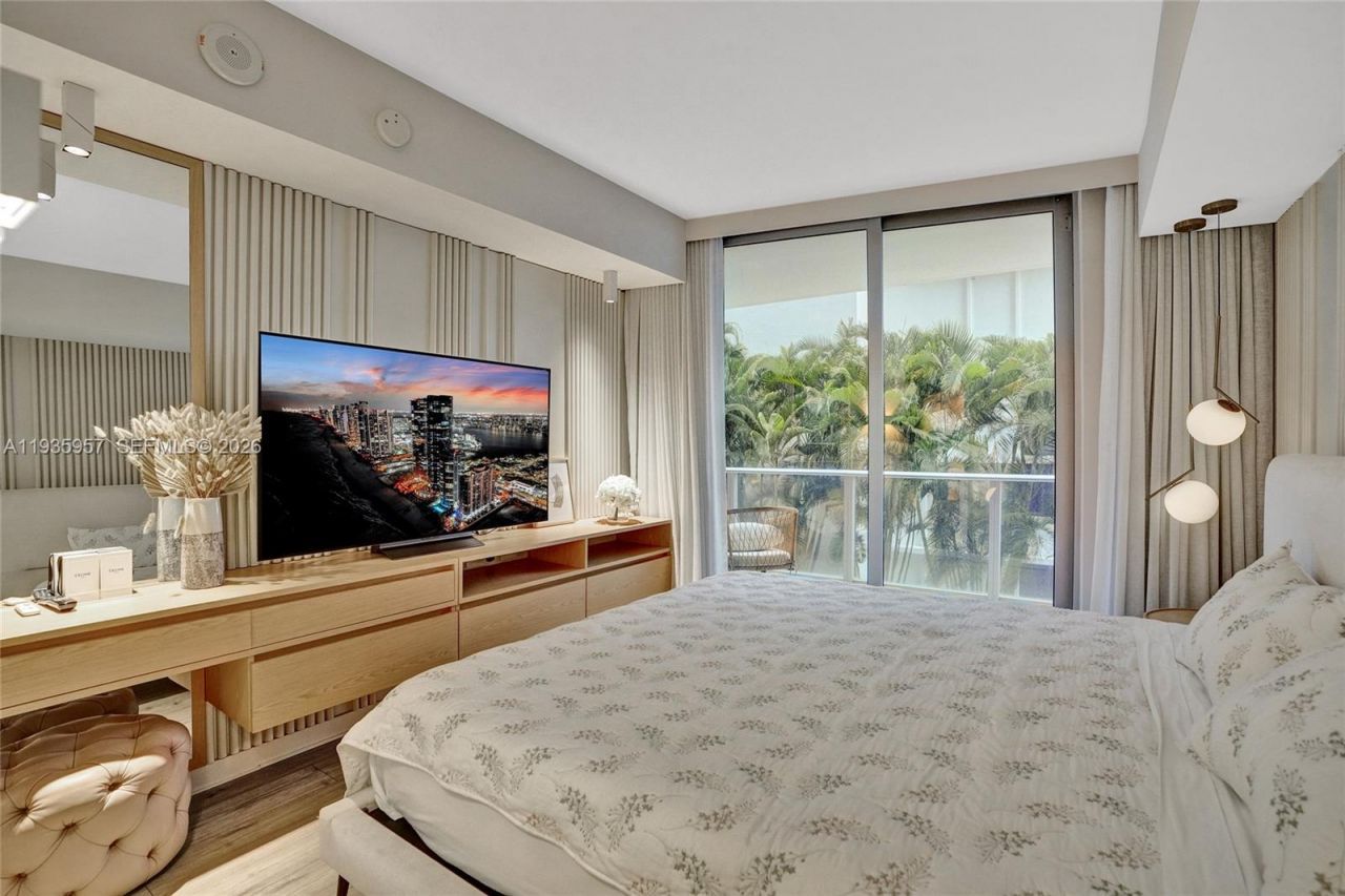 1010 SW 2nd Ave, Unit 601, Miami, FL 33130 Photo