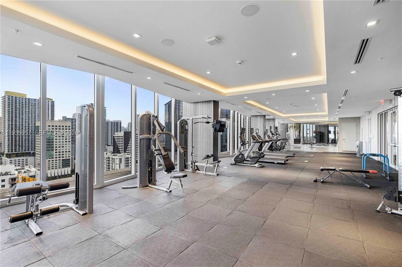 1010 SW 2nd Ave, Unit 601, Miami, FL 33130 Photo