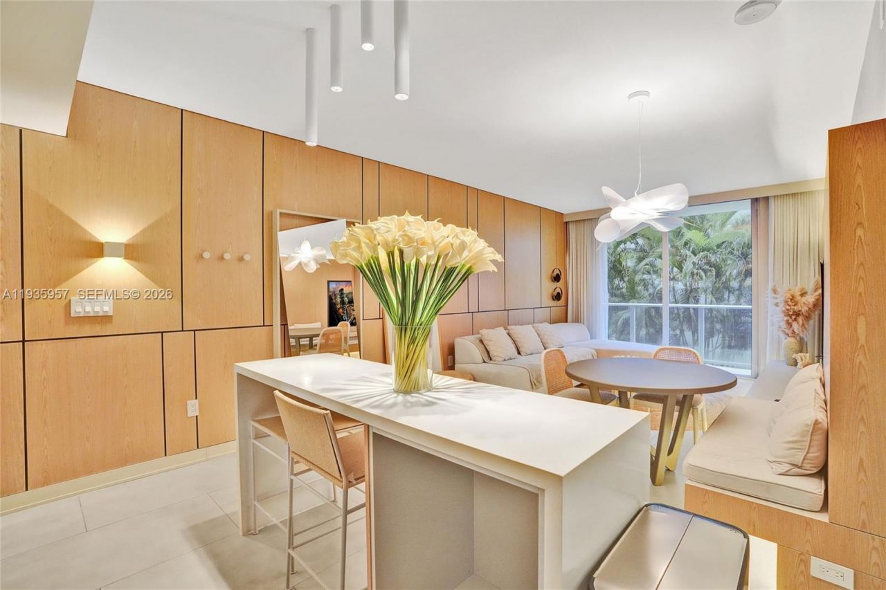 1010 SW 2nd Ave, Unit 601, Miami, FL 33130 Photo