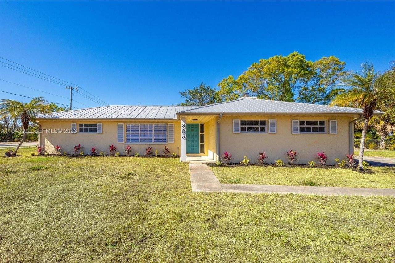 805 25th Ave, Vero Beach, FL 32960 Main Photo